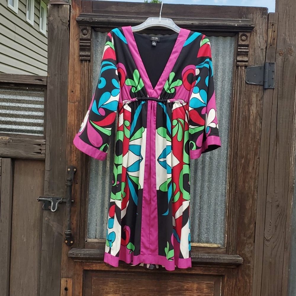 Nicole vibrant bell sleeve Boho style dress size 6